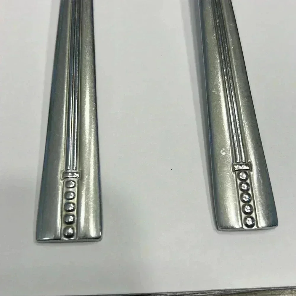 4 Oneida Silver Park Avenue Serving Spoons stainless silverware